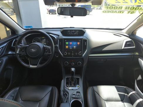 Used 2022 Subaru Crosstrek 2.5i Limited w/ Moonroof Package 2 AWD/4WD image 16