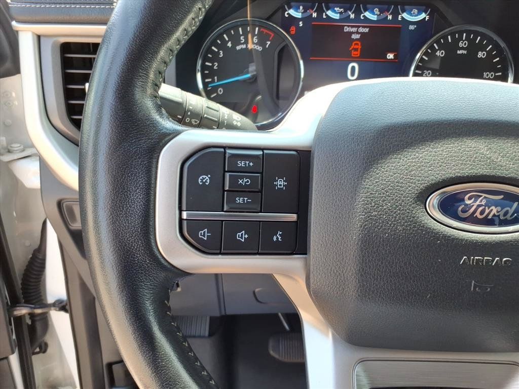 Used 2022 Ford Expedition XLT AWD/4WD image 16