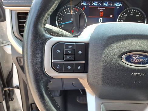 Used 2022 Ford Expedition XLT AWD/4WD image 16