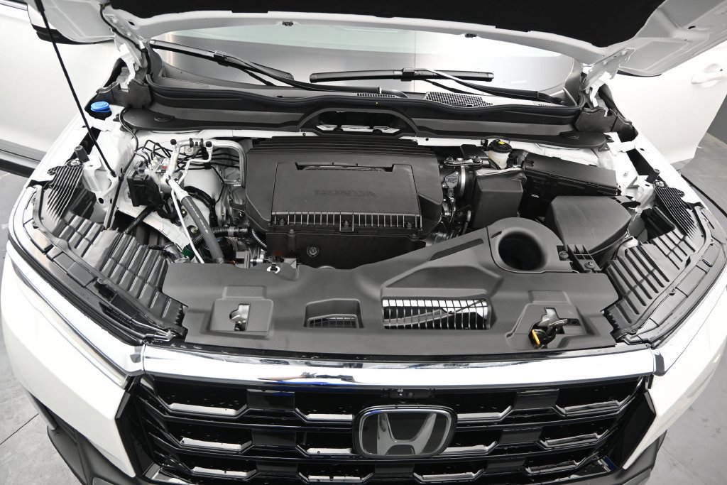 New 2026 Honda Pilot Elite image 14