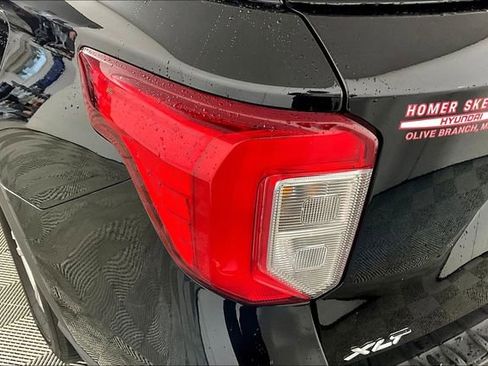 Used 2023 Ford Explorer XLT w/ Equipment Group 202A image 29