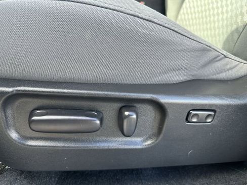 Used 2023 Toyota Tacoma SR5 w/ Technology Package image 16