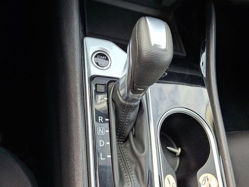 Used 2024 Nissan Altima 2.5 SV image 30