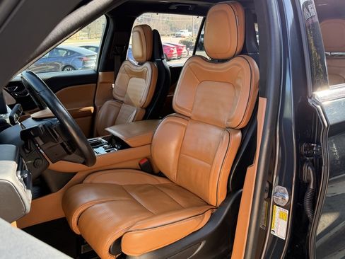 Used 2023 Lincoln Aviator Black Label image 26