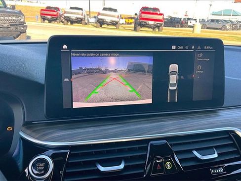 Used 2023 BMW 540i w/ Premium Package image 19