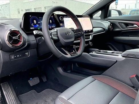 New 2026 Chevrolet Equinox EV RS image 8