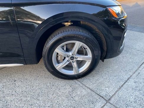 Used 2021 Audi Q5 2.0T Premium image 16