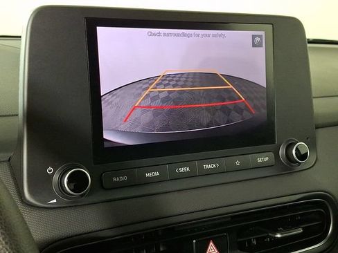 Used 2023 Hyundai Kona SEL AWD/4WD image 4