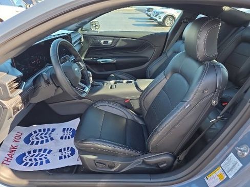Certified 2025 Ford Mustang Premium image 6