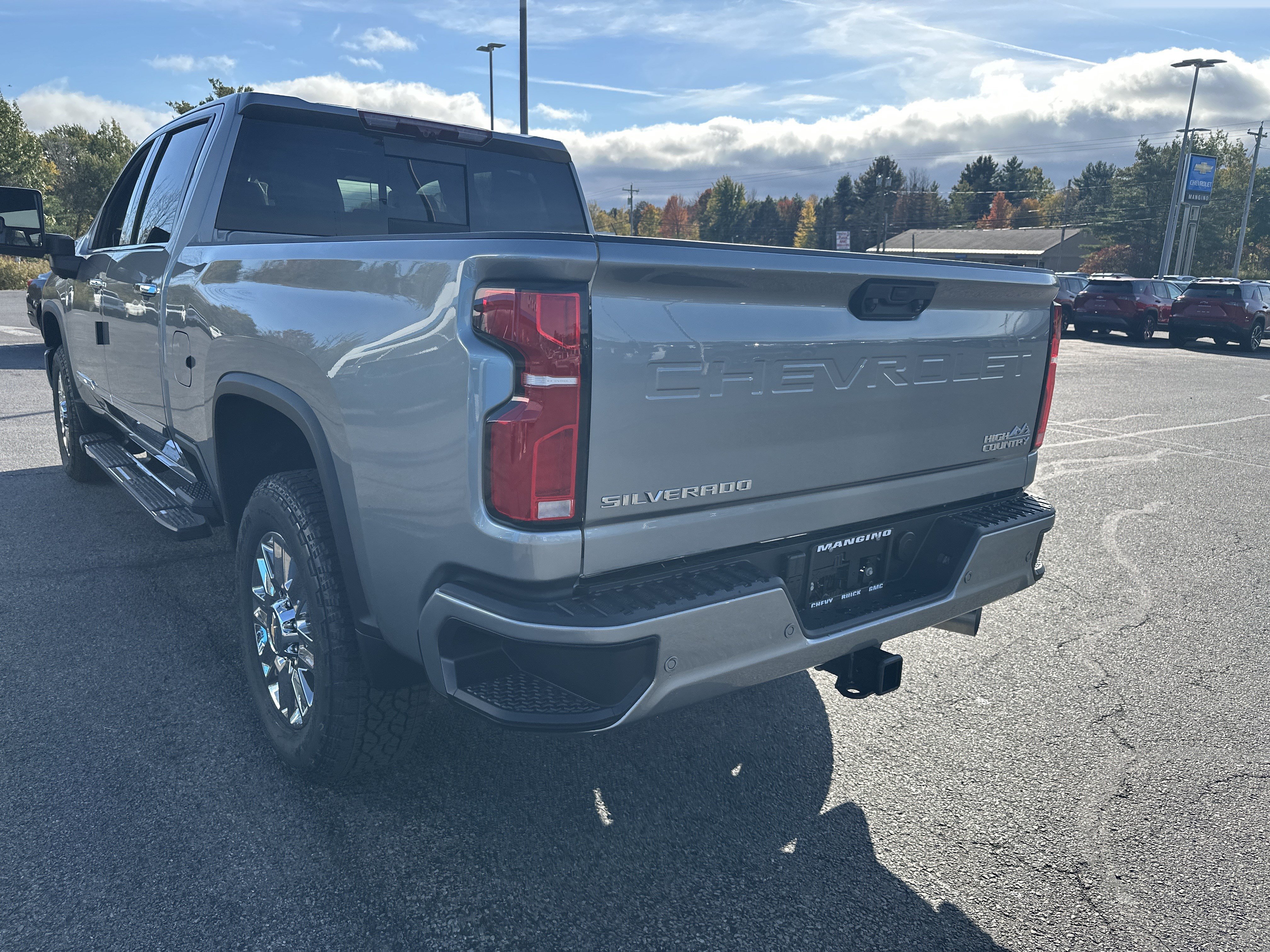 New 2026 Chevrolet Silverado 2500 High Country w/ High Country Premium Package AWD/4WD image 6
