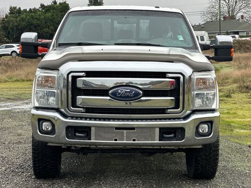 Used 2013 Ford F350 Lariat w/ Lariat Chrome Pkg image 9