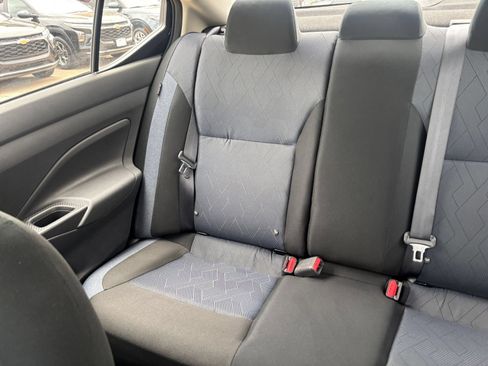 Used 2025 Nissan Versa SV FWD image 37