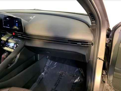 Used 2023 Hyundai Elantra N Line image 18