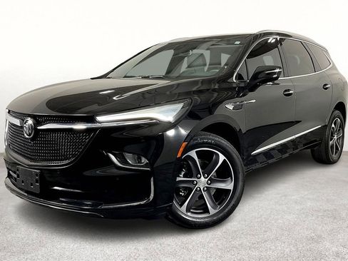 Used 2022 Buick Enclave Essence w/ Sport Touring Edition image 15