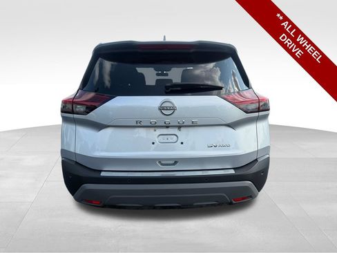 Used 2023 Nissan Rogue SV AWD/4WD image 4
