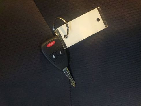 Used 2013 Chrysler 200 Touring FWD image 30