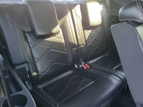 Used 2024 Volkswagen Atlas SE image 20