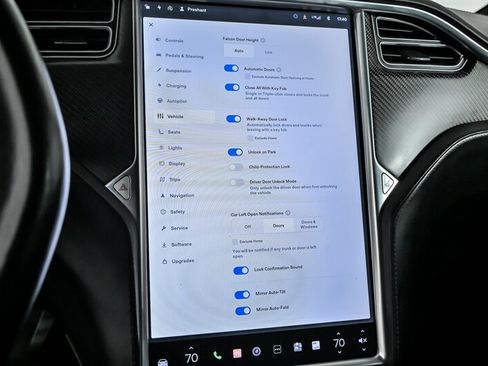 Used 2017 Tesla Model X 100D image 33