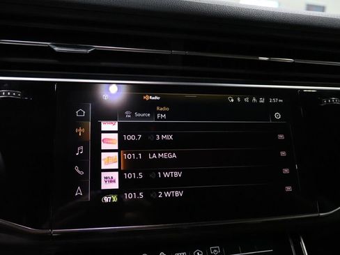 Used 2023 Audi Q8 Premium w/ Convenience Package image 31