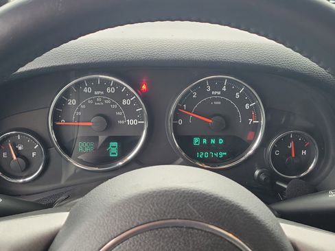 Used 2016 Jeep Wrangler Sport image 20