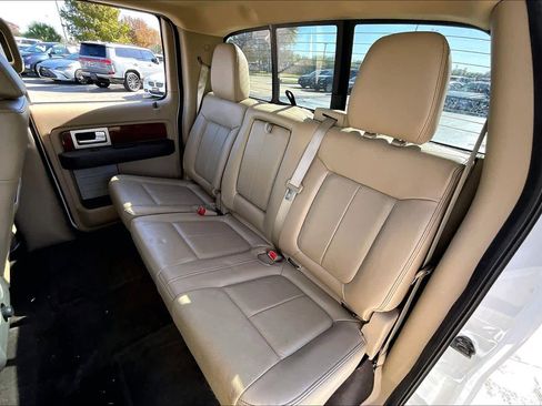 Used 2010 Ford F150 Lariat image 18