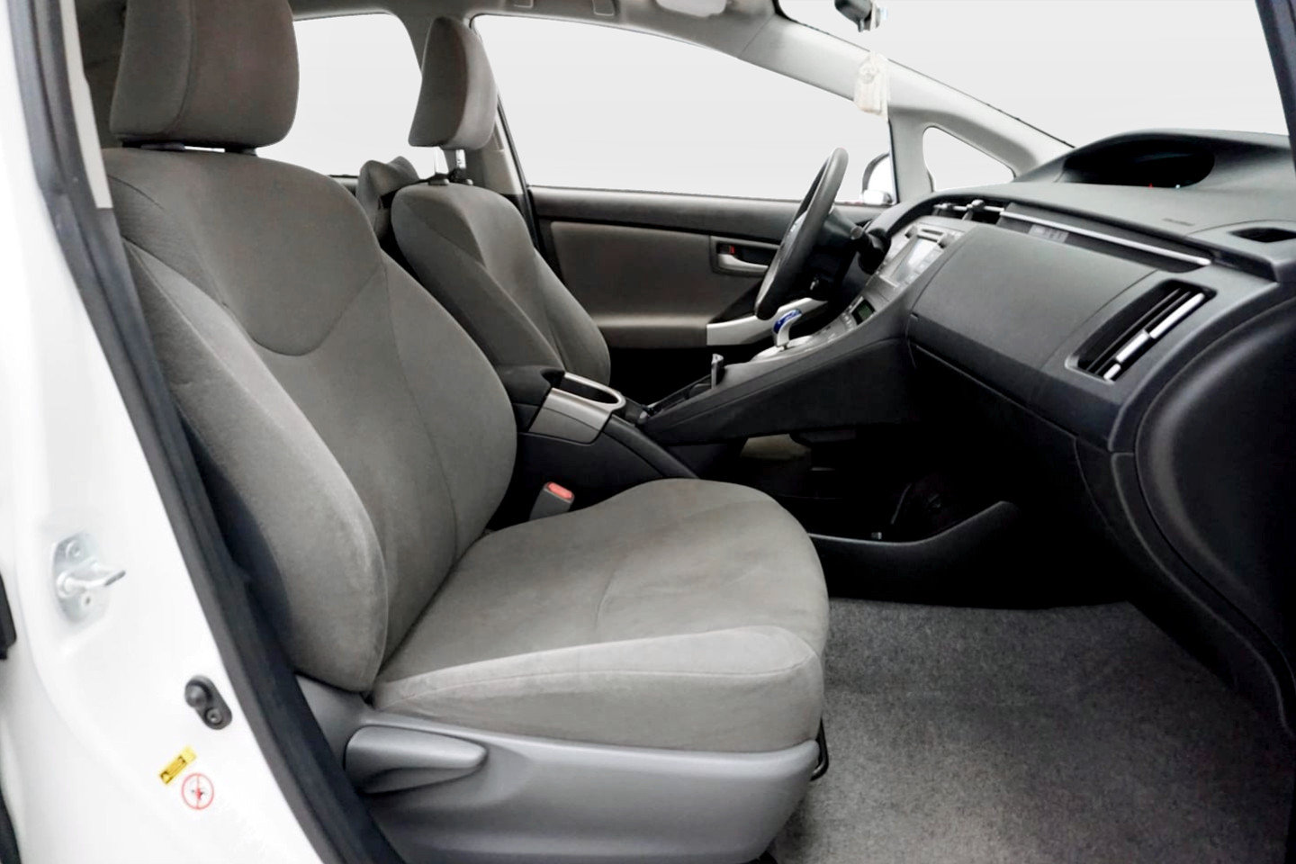 Used 2015 Toyota Prius Three FWD image 23