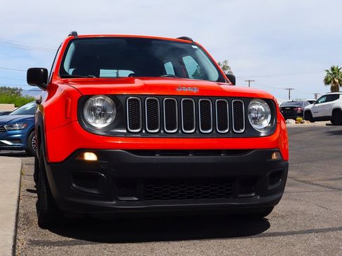 Used 2017 Jeep Renegade Sport w/ Power & Air Group image 18