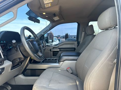 Used 2019 Ford F250 XLT w/ XLT Premium Package image 12