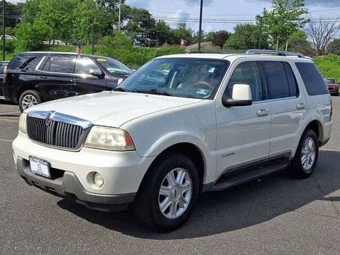 Used 2004 Lincoln Aviator 2WD image 3