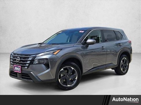 Used 2025 Nissan Rogue SV AWD/4WD image 1