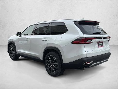 New 2026 Toyota Grand Highlander AWD Hybrid image 8