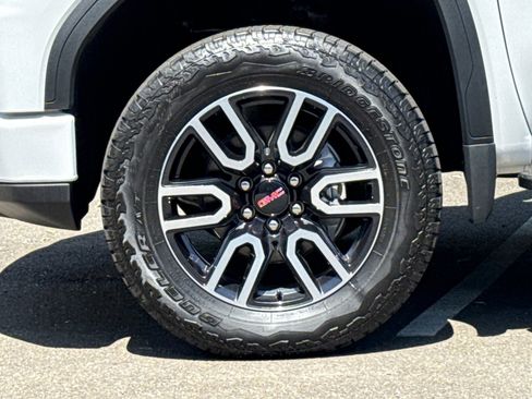 New 2026 GMC Sierra 1500 AT4 AWD/4WD image 26