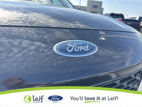 Used 2020 Ford Escape S image 32