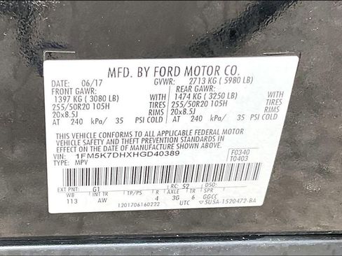 Used 2017 Ford Explorer XLT w/ Equipment Group 202A FWD image 32