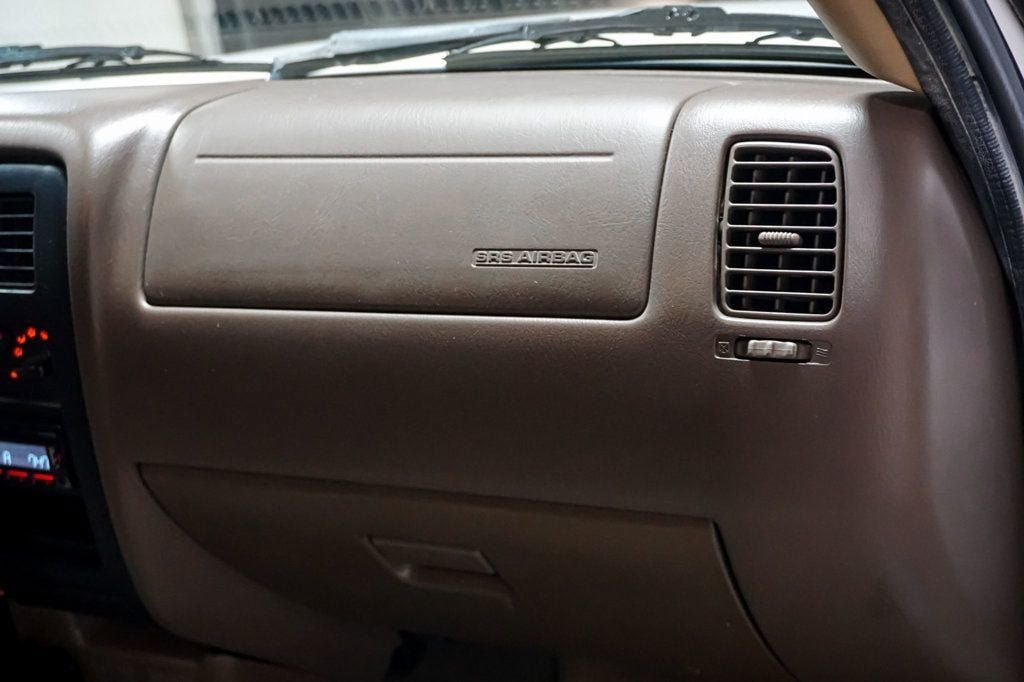 Used 2004 Toyota Tacoma 4x4 Xtracab V6 image 51