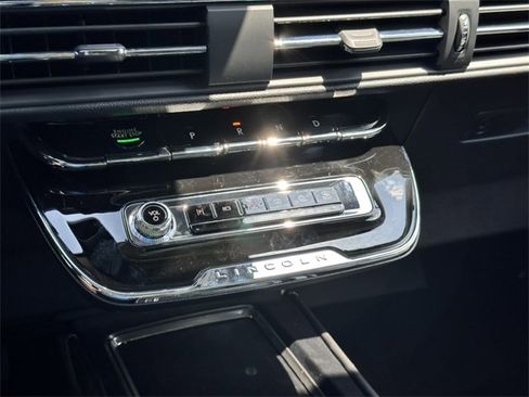 New 2025 Lincoln Corsair Grand Touring w/ Towing Package image 30