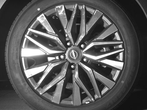 Used 2025 Nissan Altima 2.5 SV image 13