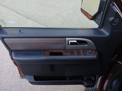 Used 2017 Ford Expedition King Ranch image 23