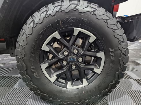 Used 2024 Jeep Wrangler Unlimited Rubicon 4xe AWD/4WD image 7
