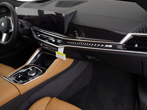 New 2026 BMW X6 xDrive40i w/ Climate Comfort Package image 20