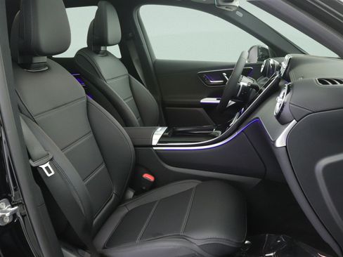 New 2027 Mercedes-Benz GLC 300 image 7