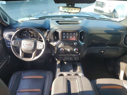 Used 2021 GMC Sierra 1500 AT4 w/ AT4 Value Package AWD/4WD image 13