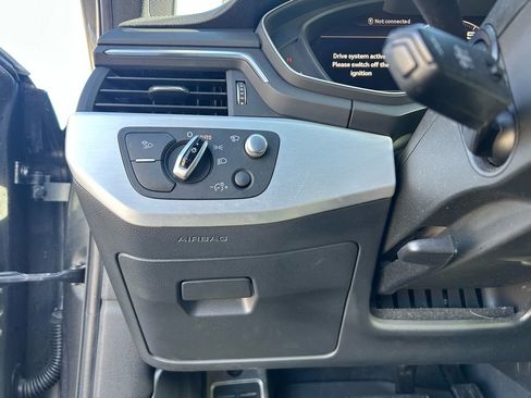 Used 2018 Audi S4 Prestige w/ Prestige Package image 21