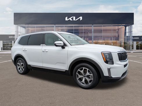 Used 2020 Kia Telluride EX FWD image 2
