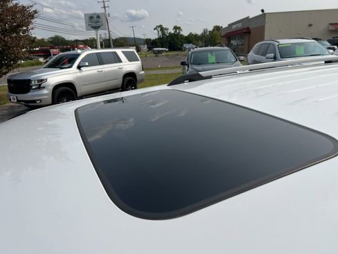 Used 2016 Jeep Patriot High Altitude image 12