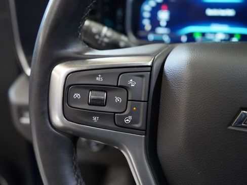 Used 2023 Chevrolet Silverado 1500 RST AWD/4WD image 17