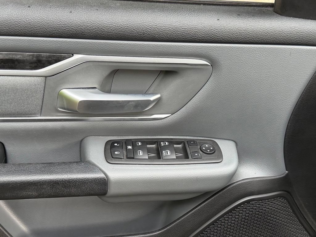 Used 2022 RAM 1500 Big Horn RWD image 32