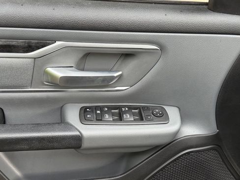 Used 2022 RAM 1500 Big Horn RWD image 32