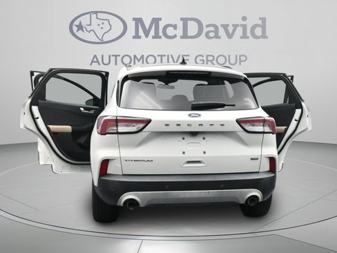 Used 2020 Ford Escape Titanium w/ Titanium Premium Package 2.0 FWD image 43