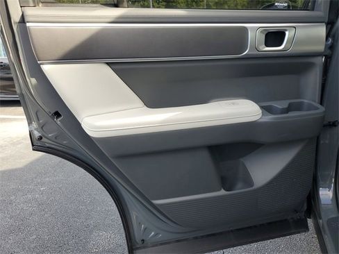 Used 2025 Hyundai Santa Fe SEL image 13